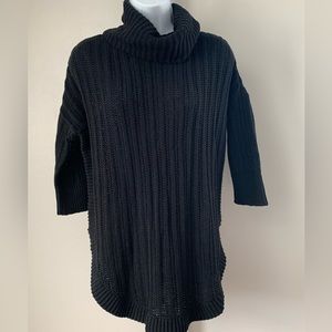 Express Rounded Hem Sweater